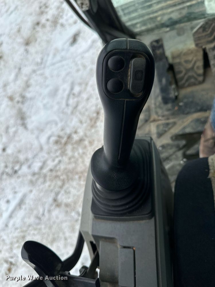 image for item DV0593 2013 Caterpillar 320E excavator