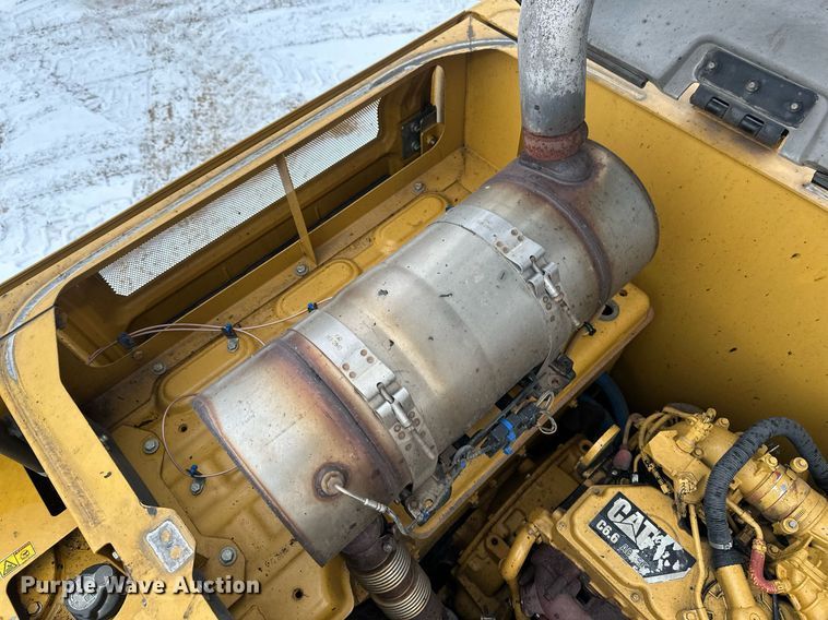 image for item DV0593 2013 Caterpillar 320E excavator
