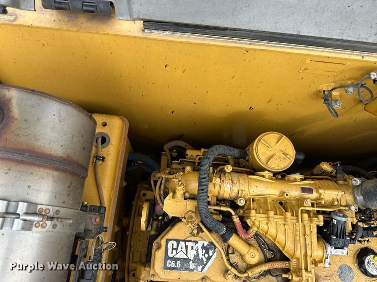 image for item DV0593 2013 Caterpillar 320E excavator