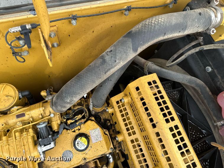 image for item DV0593 2013 Caterpillar 320E excavator