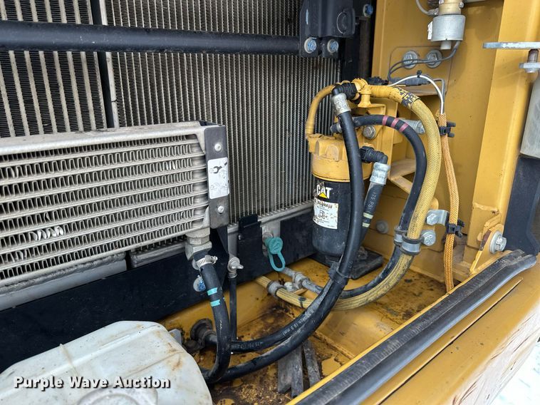 image for item DV0593 2013 Caterpillar 320E excavator