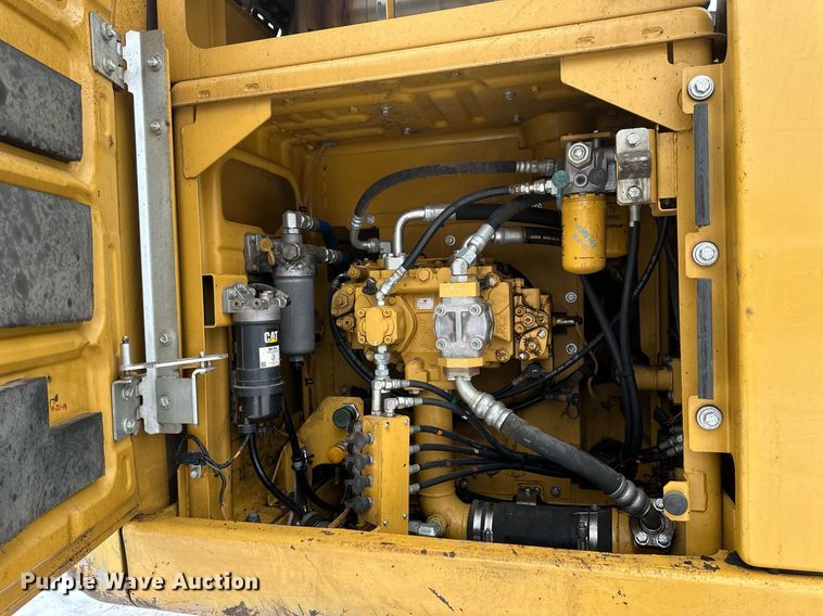 image for item DV0593 2013 Caterpillar 320E excavator