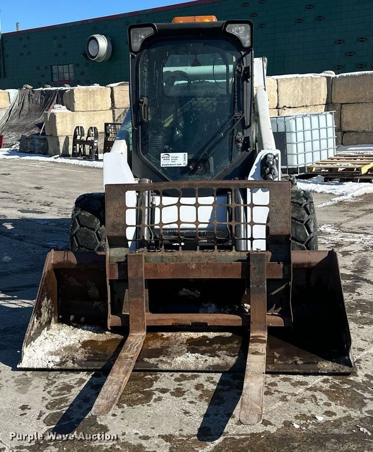 image for item DV0596 2015 Bobcat S650 skid steer loader