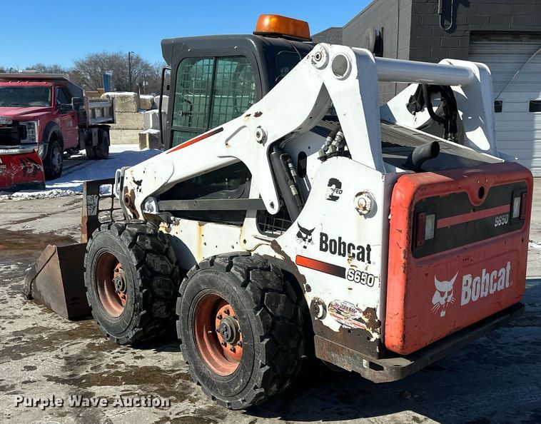 image for item DV0596 2015 Bobcat S650 skid steer loader
