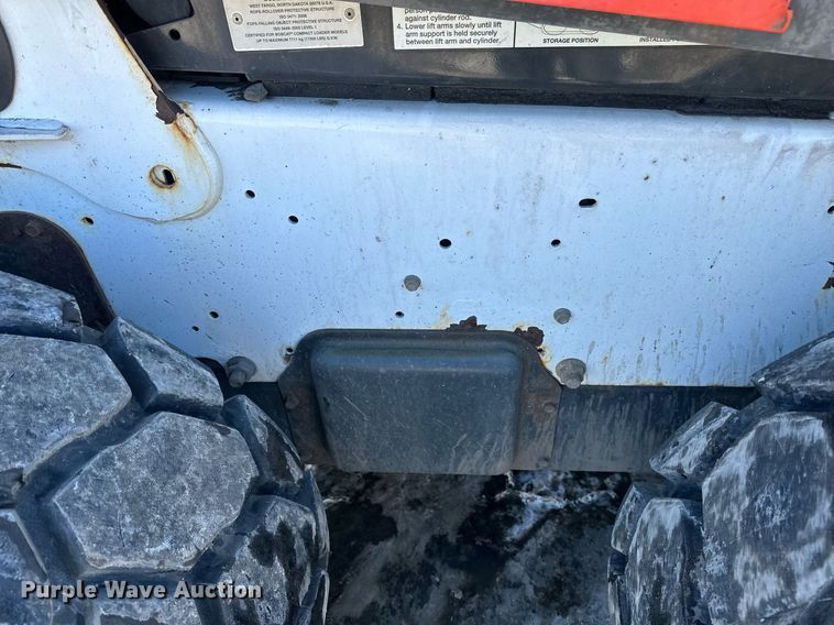 image for item DV0596 2015 Bobcat S650 skid steer loader