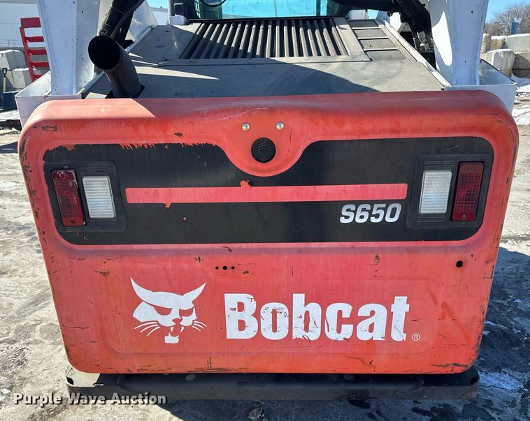 image for item DV0596 2015 Bobcat S650 skid steer loader