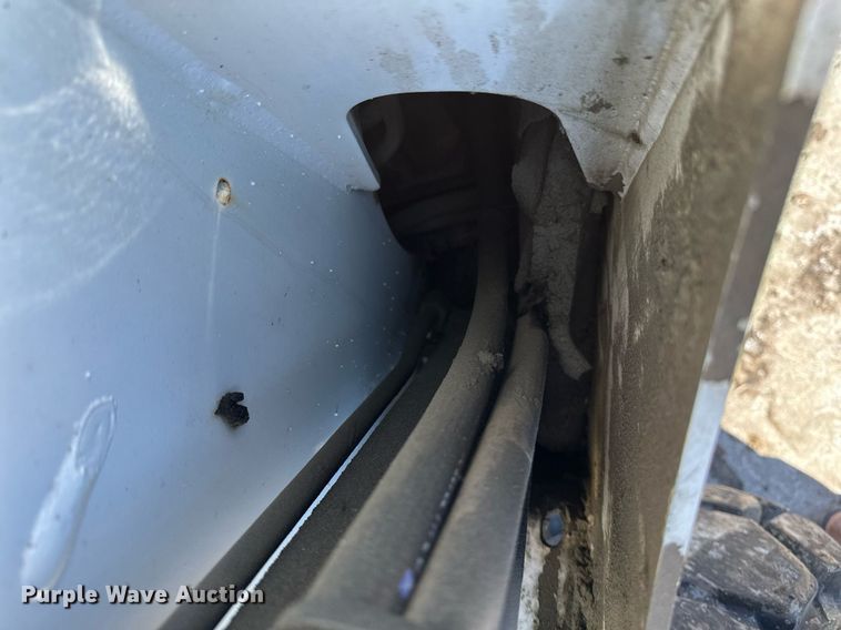 image for item DV0596 2015 Bobcat S650 skid steer loader