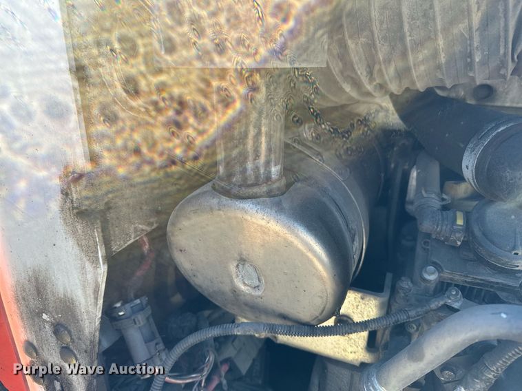 image for item DV0596 2015 Bobcat S650 skid steer loader