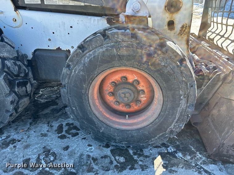 image for item DV0596 2015 Bobcat S650 skid steer loader