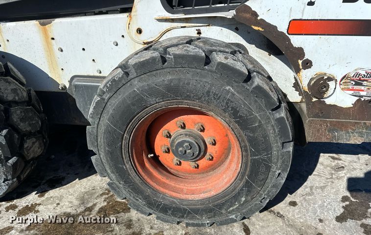 image for item DV0596 2015 Bobcat S650 skid steer loader