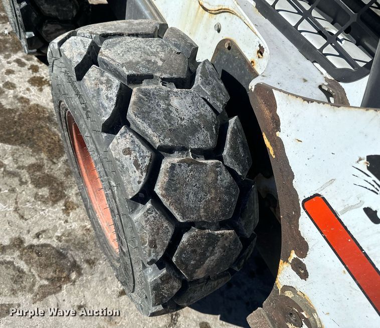 image for item DV0596 2015 Bobcat S650 skid steer loader