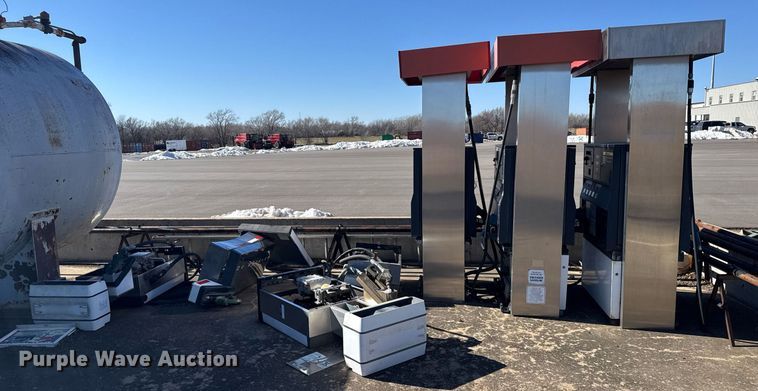 image for item DV2859 (7) fuel pumps