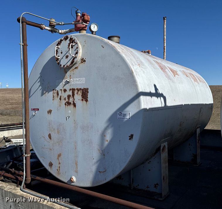 image for item DV2860 Fuel tank