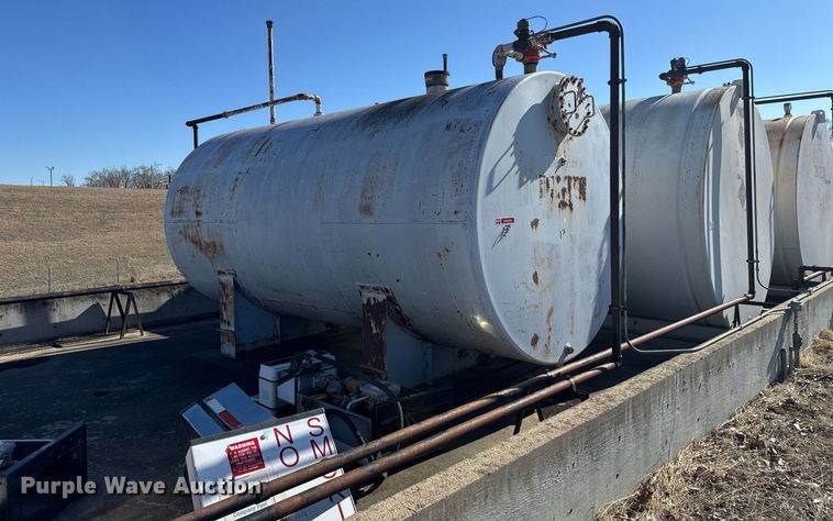 image for item DV2860 Fuel tank