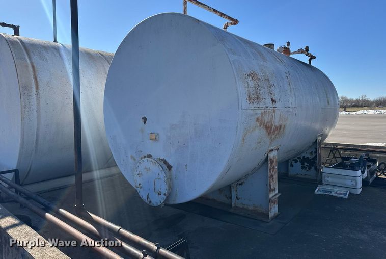 image for item DV2860 Fuel tank