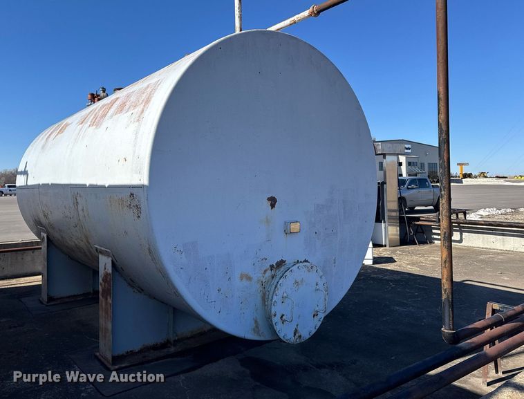 image for item DV2860 Fuel tank