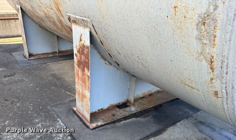 image for item DV2860 Fuel tank