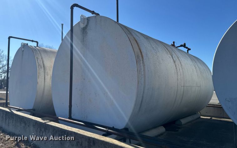 image for item DV2861 Fuel tank