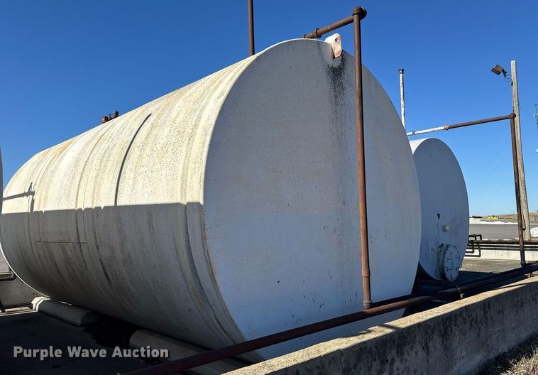 image for item DV2861 Fuel tank