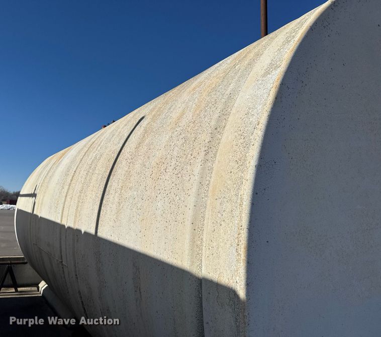 image for item DV2861 Fuel tank