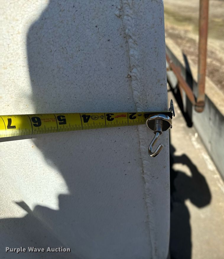 image for item DV2862 Fuel tank