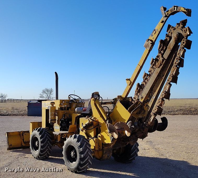 image for item DV6670 Vermeer  M-470 trencher