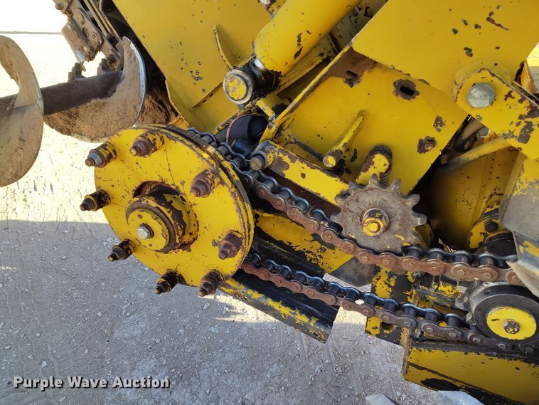 image for item DV6670 Vermeer  M-470 trencher