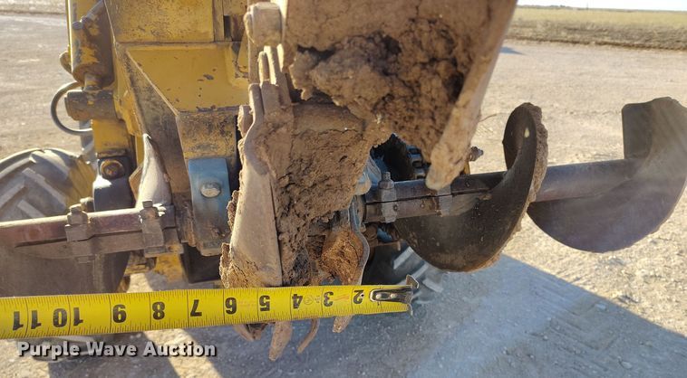 image for item DV6670 Vermeer  M-470 trencher