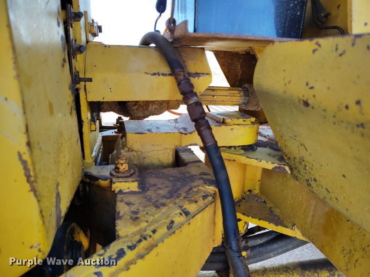image for item DV6670 Vermeer  M-470 trencher