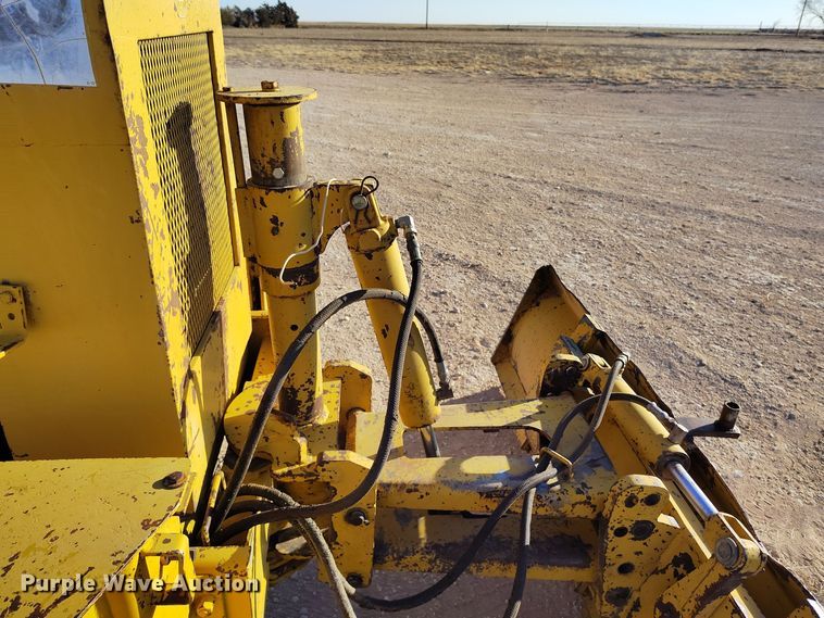 image for item DV6670 Vermeer  M-470 trencher