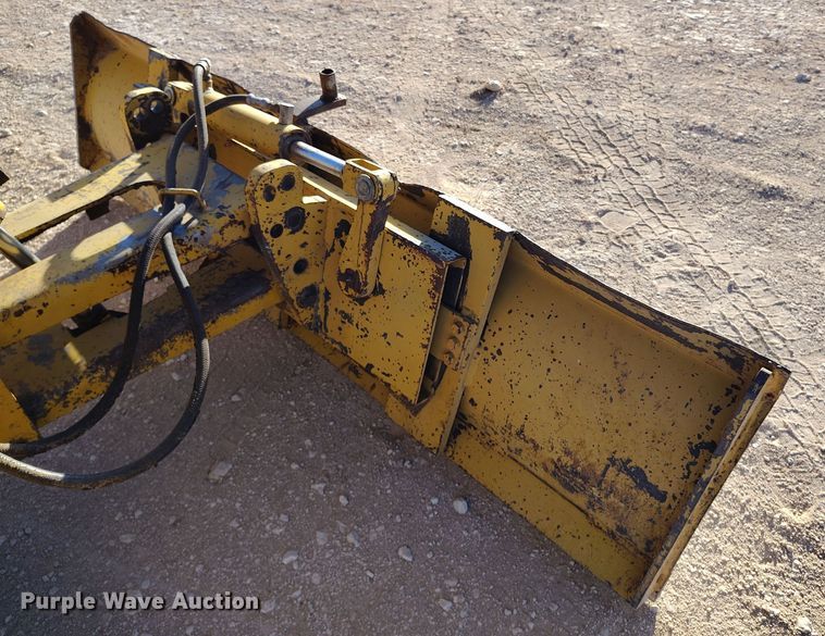 image for item DV6670 Vermeer  M-470 trencher