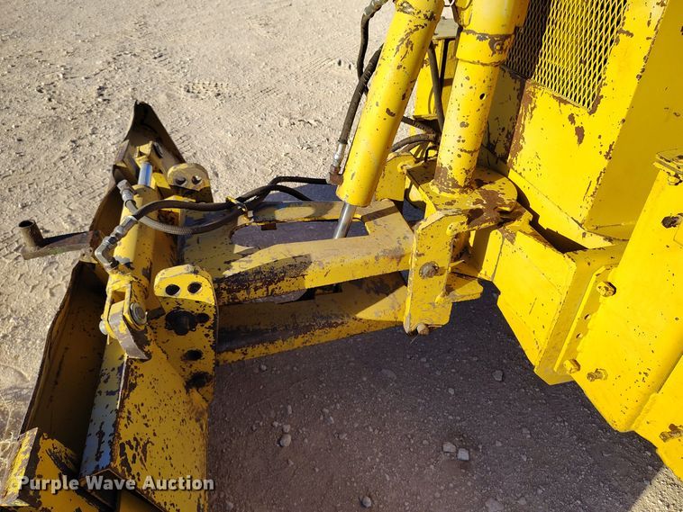 image for item DV6670 Vermeer  M-470 trencher
