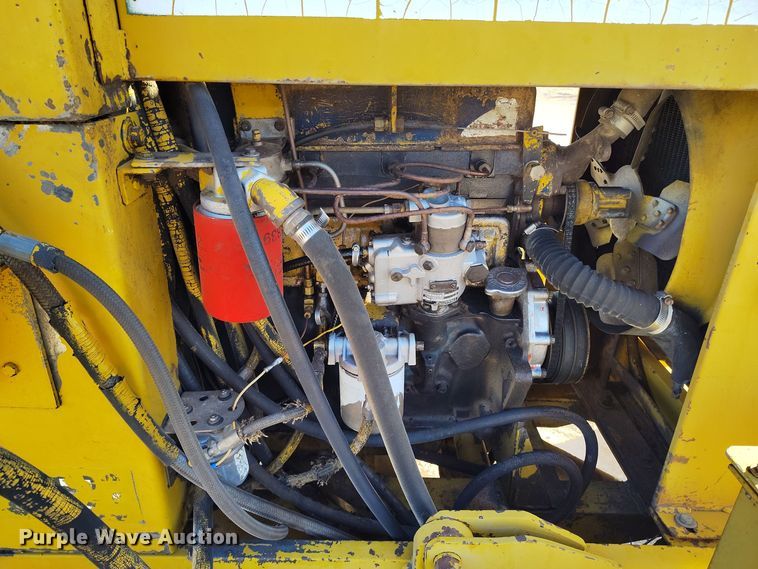 image for item DV6670 Vermeer  M-470 trencher