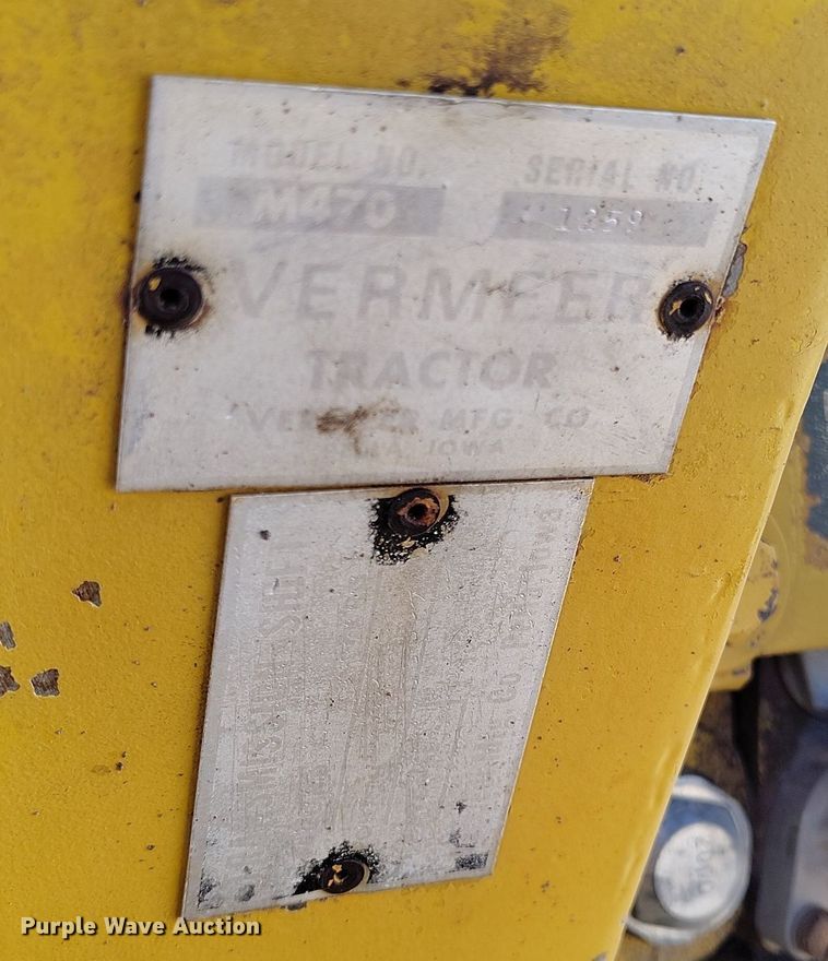 image for item DV6670 Vermeer  M-470 trencher