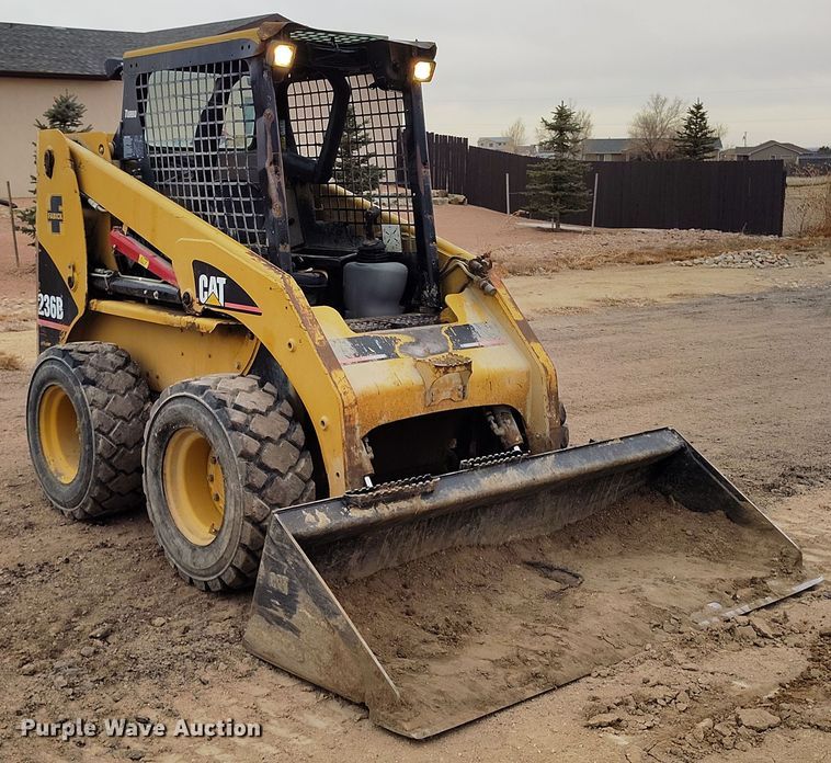 image for item DV6679 2007 Caterpillar 236B skid steer loader