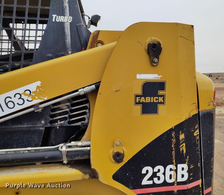 image for item DV6679 2007 Caterpillar 236B skid steer loader