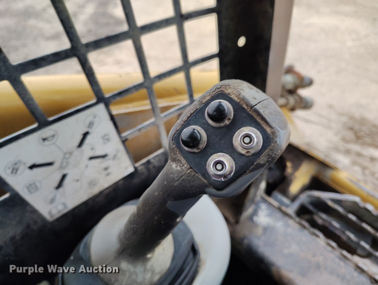 image for item DV6679 2007 Caterpillar 236B skid steer loader