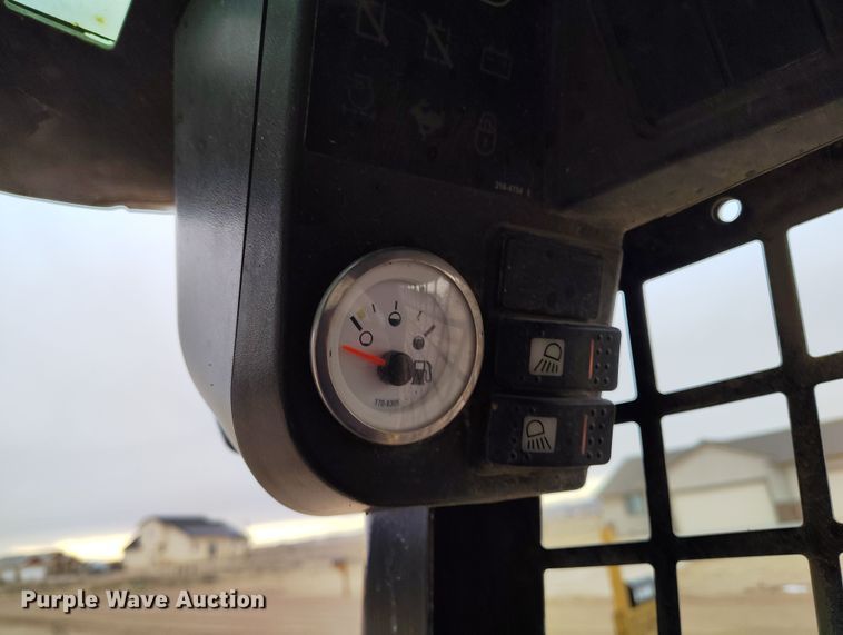 image for item DV6679 2007 Caterpillar 236B skid steer loader