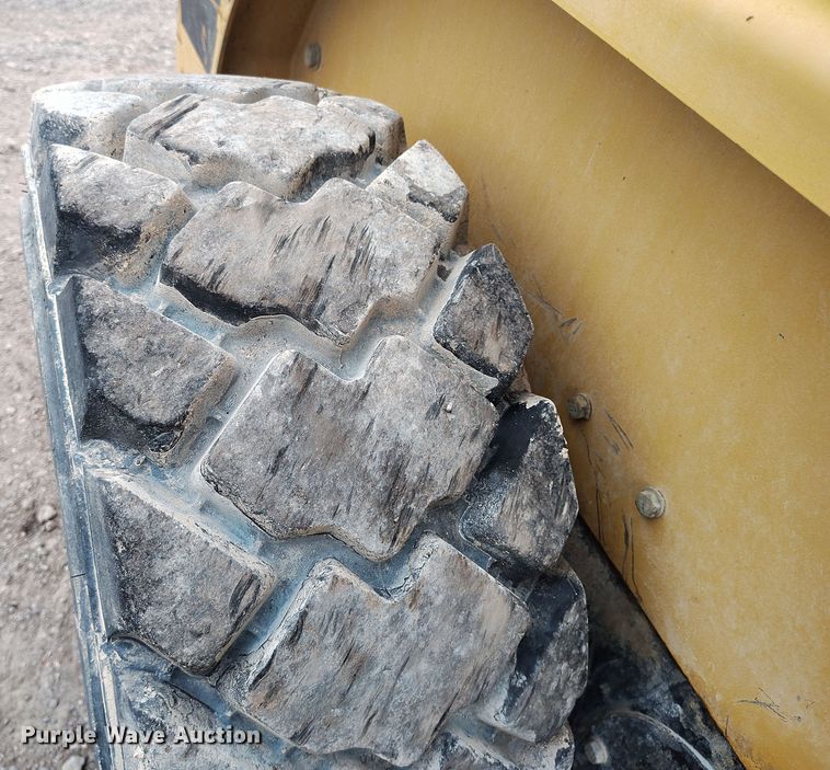 image for item DV6679 2007 Caterpillar 236B skid steer loader