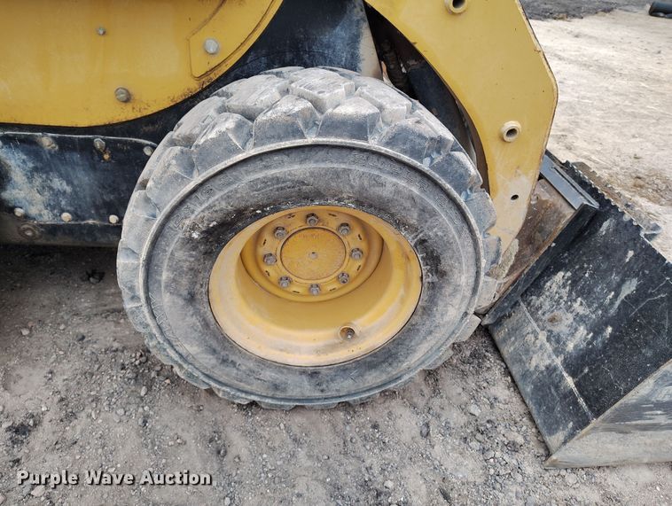 image for item DV6679 2007 Caterpillar 236B skid steer loader