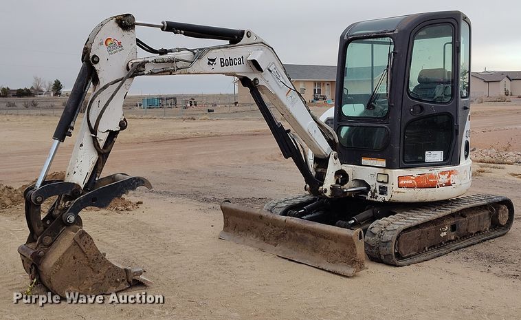 image for item DV6680 2006 Bobcat 430 ZHS mini excavator