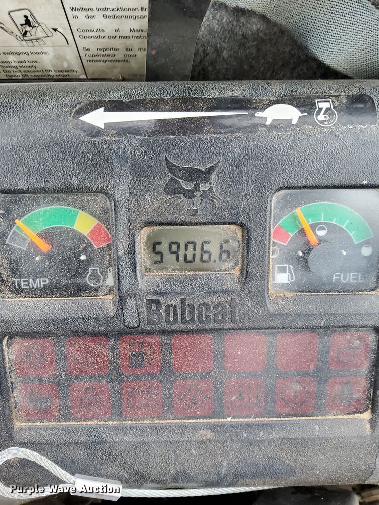 image for item DV6680 2006 Bobcat 430 ZHS mini excavator