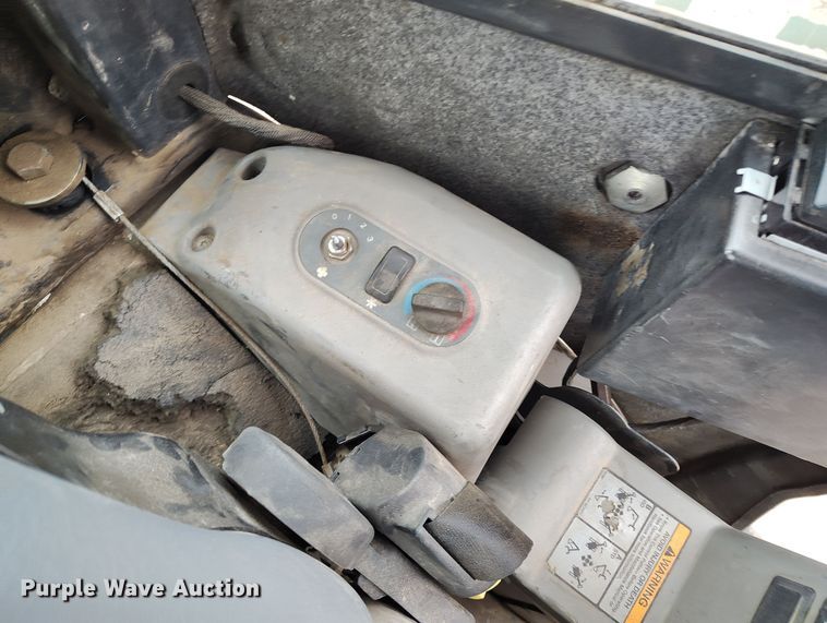 image for item DV6680 2006 Bobcat 430 ZHS mini excavator