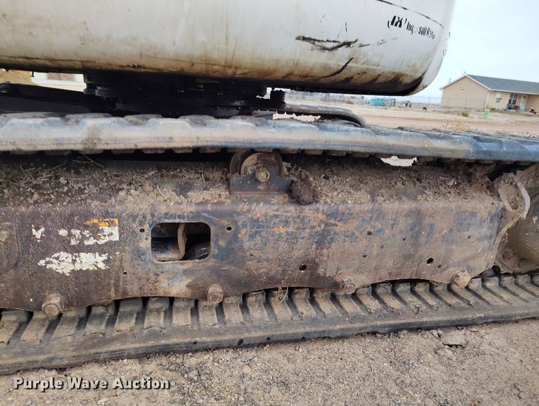 image for item DV6680 2006 Bobcat 430 ZHS mini excavator