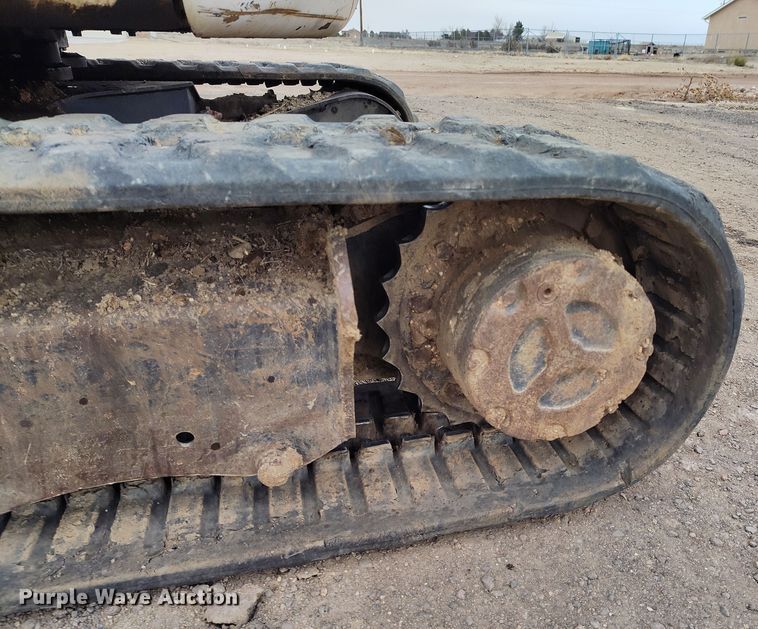 image for item DV6680 2006 Bobcat 430 ZHS mini excavator