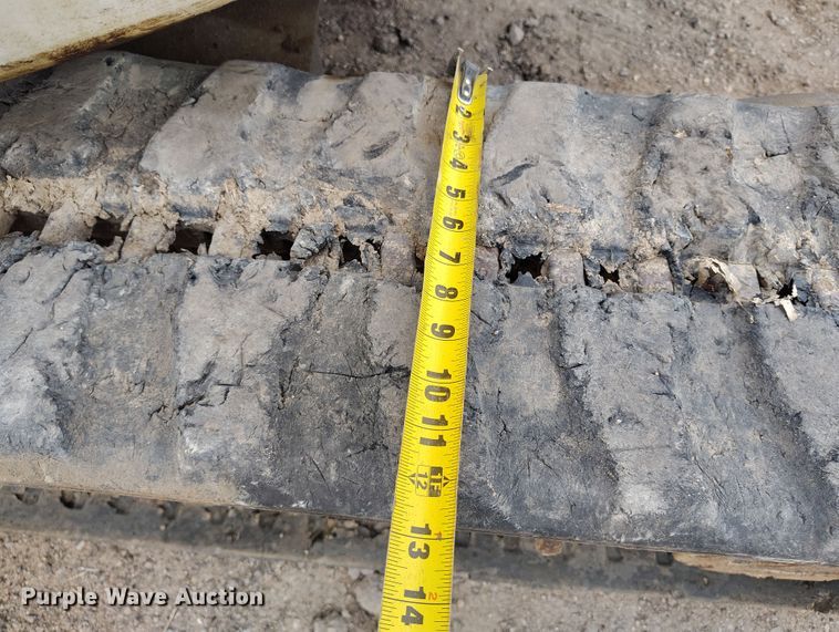 image for item DV6680 2006 Bobcat 430 ZHS mini excavator