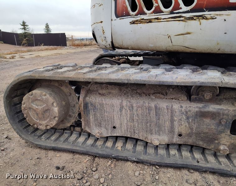 image for item DV6680 2006 Bobcat 430 ZHS mini excavator