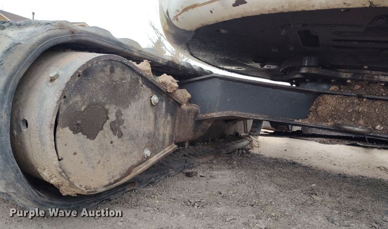 image for item DV6680 2006 Bobcat 430 ZHS mini excavator