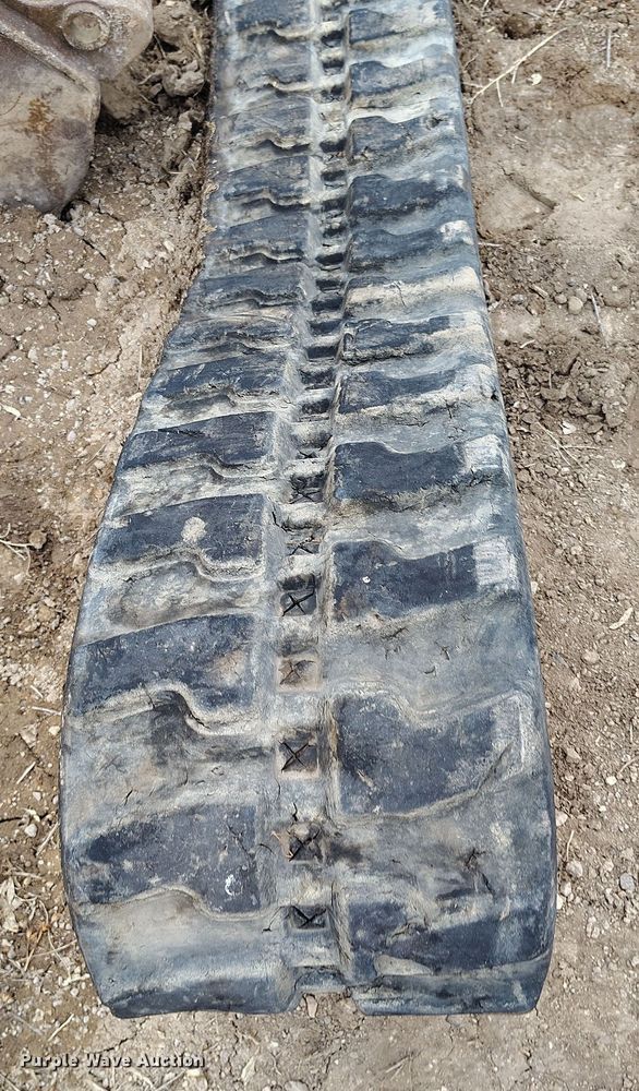 image for item DV6680 2006 Bobcat 430 ZHS mini excavator