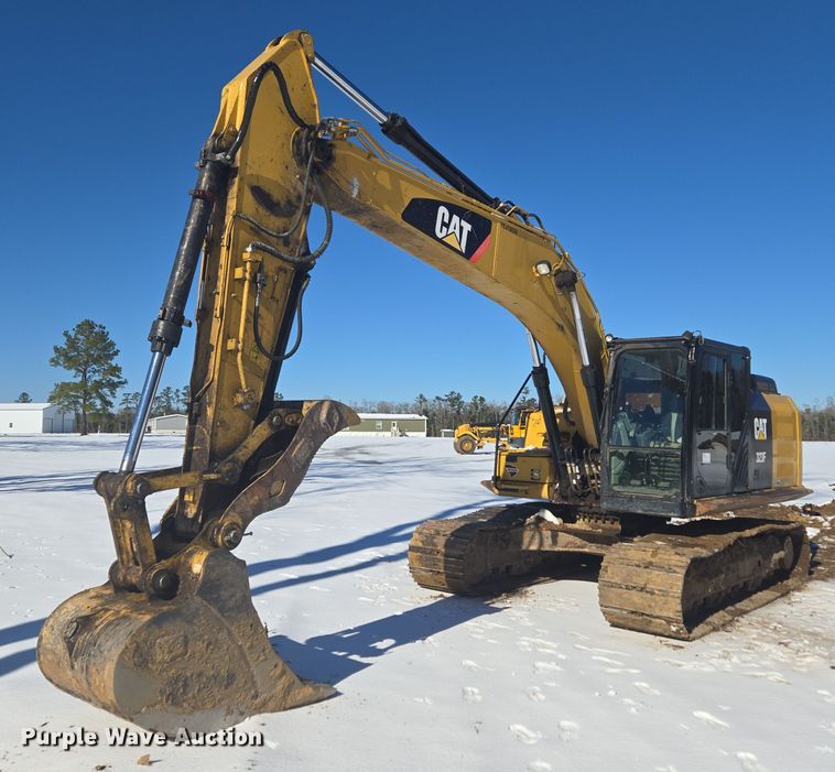 image for item DW1801 2017 Caterpillar 323F L excavator